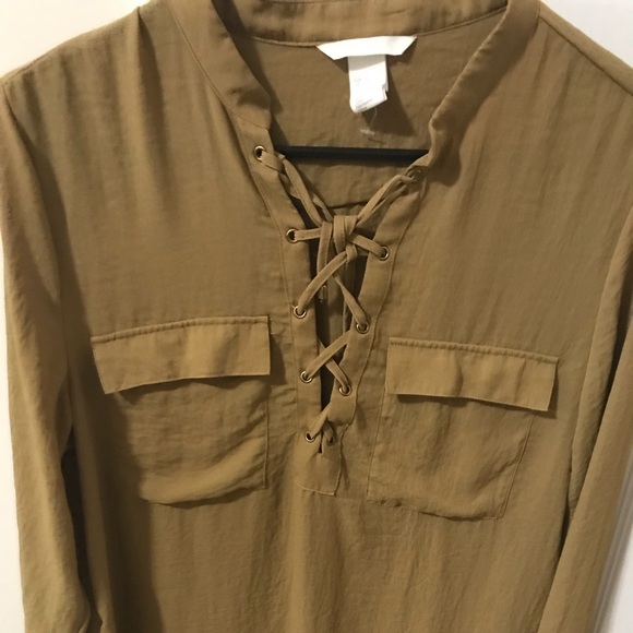 Top - Picture 2 of 3